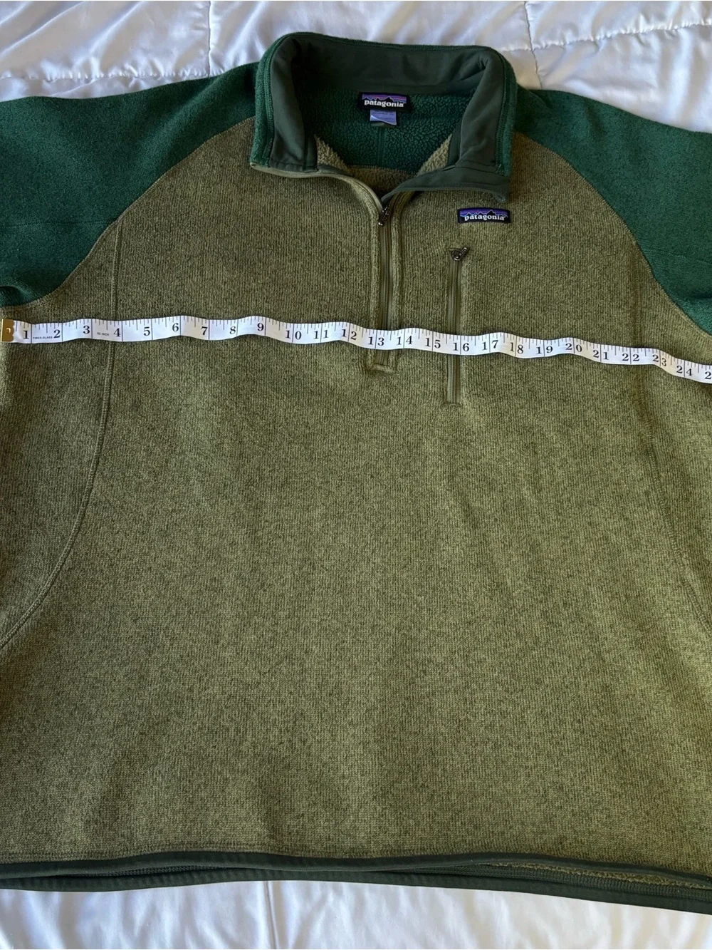 Patagonia Olive and Forest Green Half-Zip Fleece Pullover